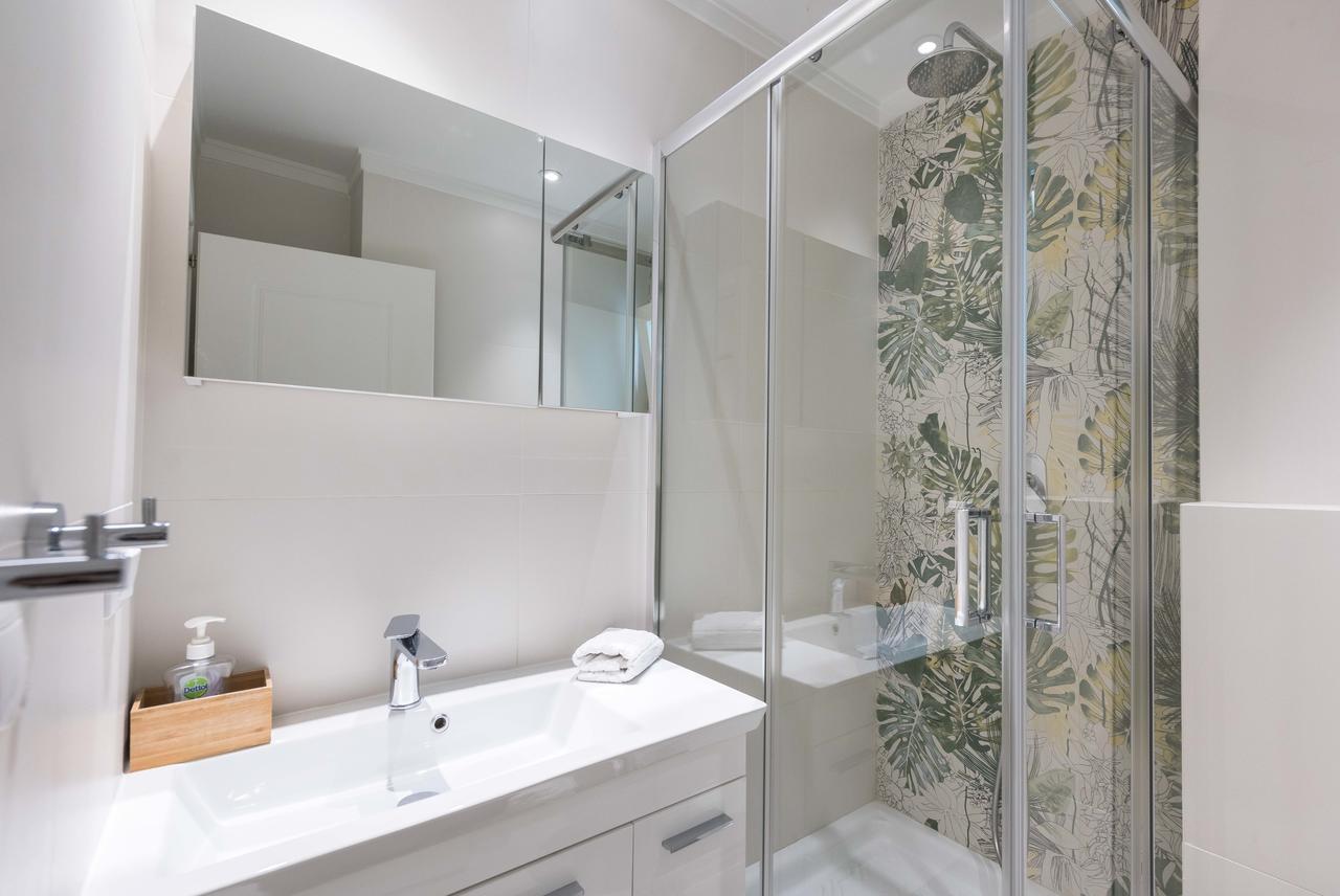 Thessaloniki Seaside Apartment A&B Bagian luar foto
